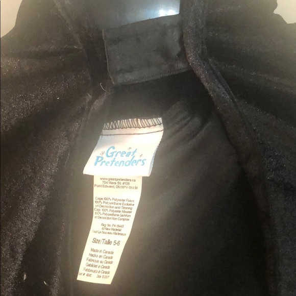 Kids Batman cape with hood by Great Pretenders - Picture 4 of 4